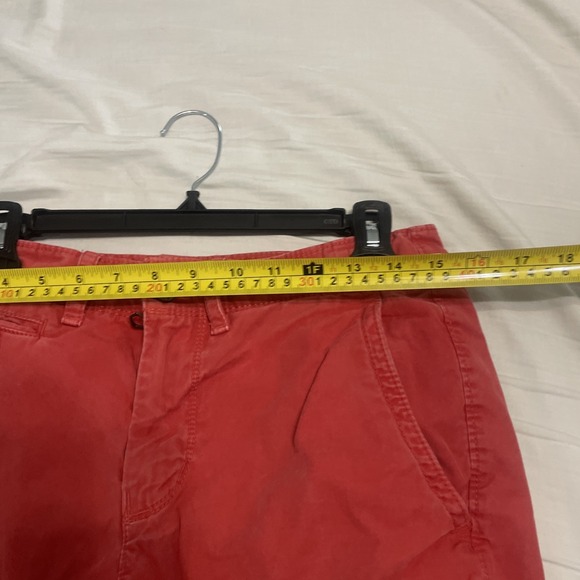 American Eagle Outfitters Shorts Mens Prep Length Chino Size 30 Red 9" Inseam - Picture 6 of 8